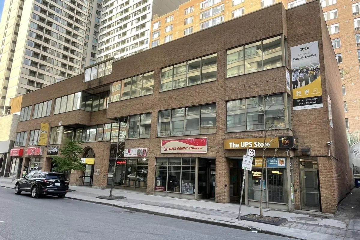 The CES Toronto campus building on Elizabeth Street