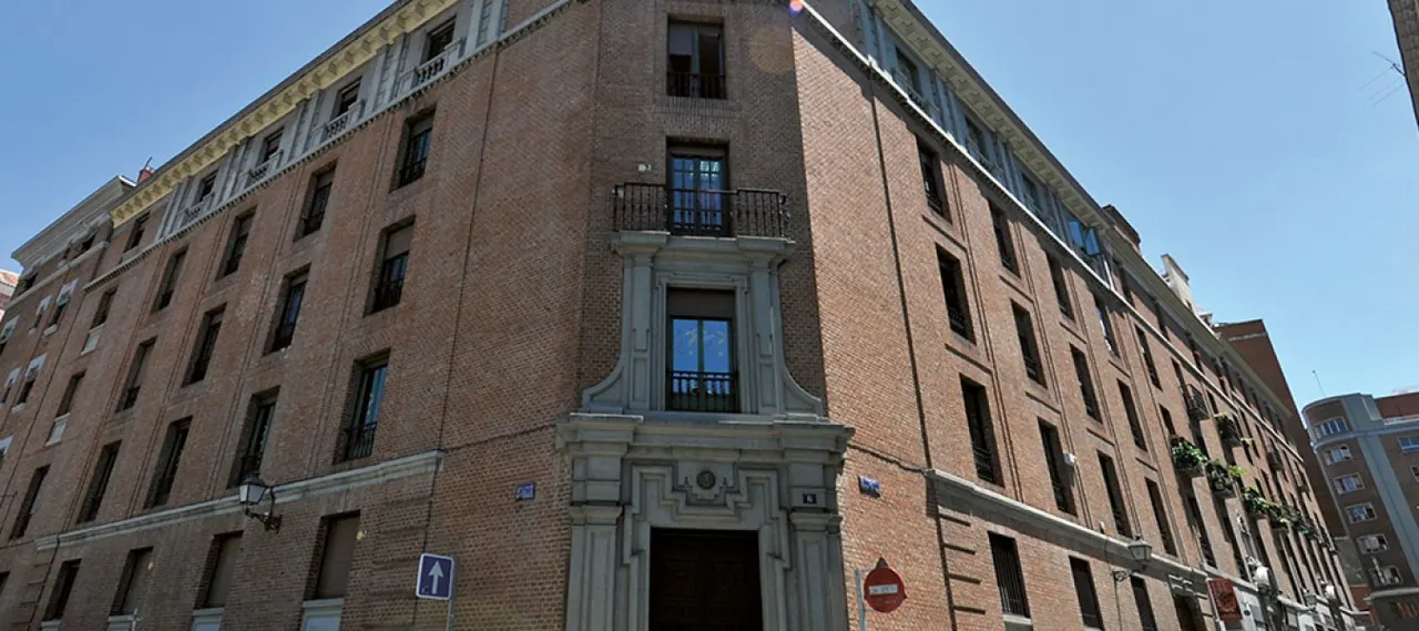 Don Quijote Madrid campus — Madrid school exterior