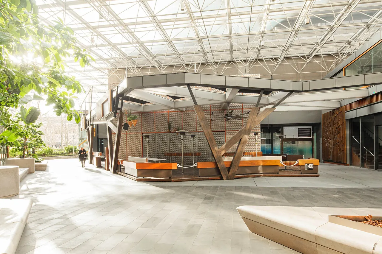The outdoor cafe at the ILSC Perth campus