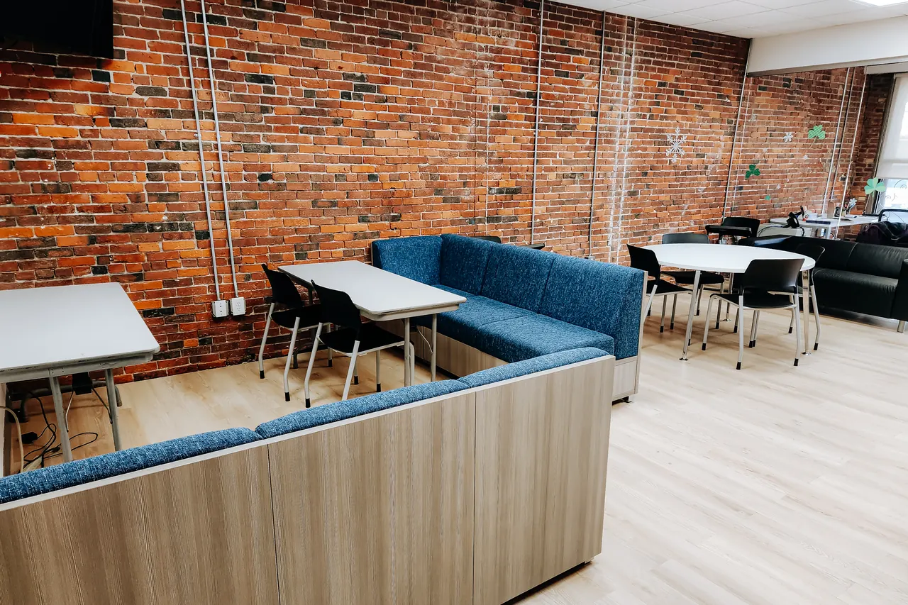 Student common area at LSI Boston