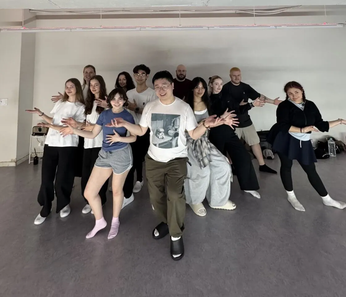 LTL Language School 首尔校区小组课堂活动照片