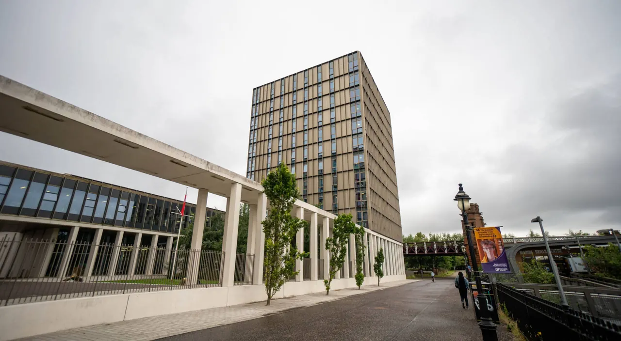 City of Glasgow College, the campus used for St Andrew’s College Language Schools’ Glasgow summer English camp.